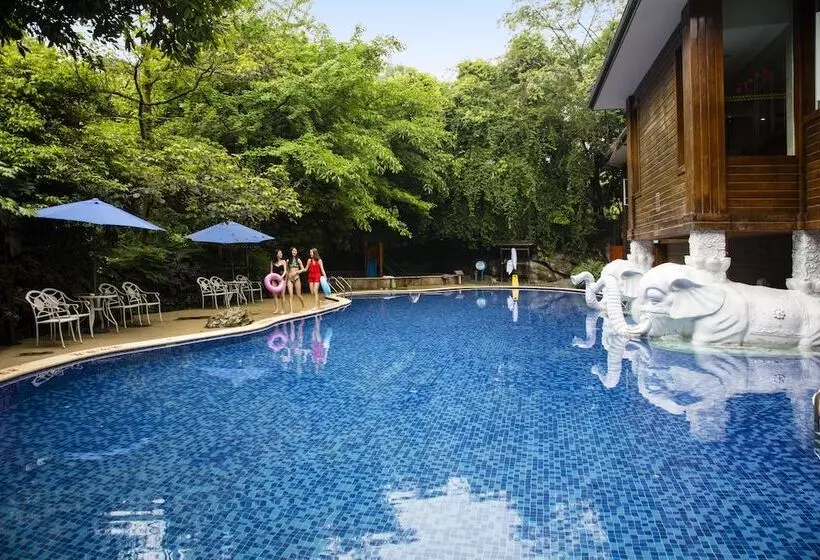 ホテル Emeishan Grand