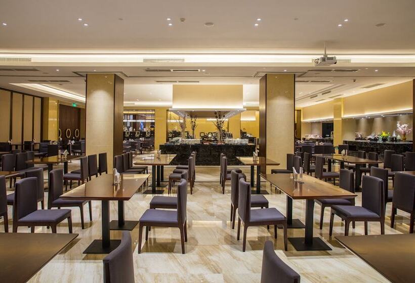 فندق Emeishan Grand