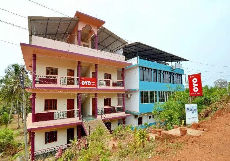 Hotelli Oyo 1964 Apartment Aajo