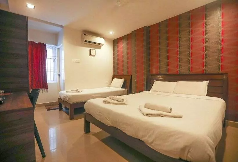 Hotelli Ulo Aravindar Residency
