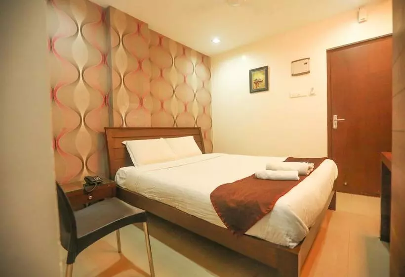 Hotelli Ulo Aravindar Residency