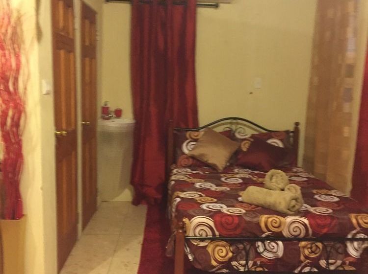 پانسیون Liam S Guest House On The Avenue