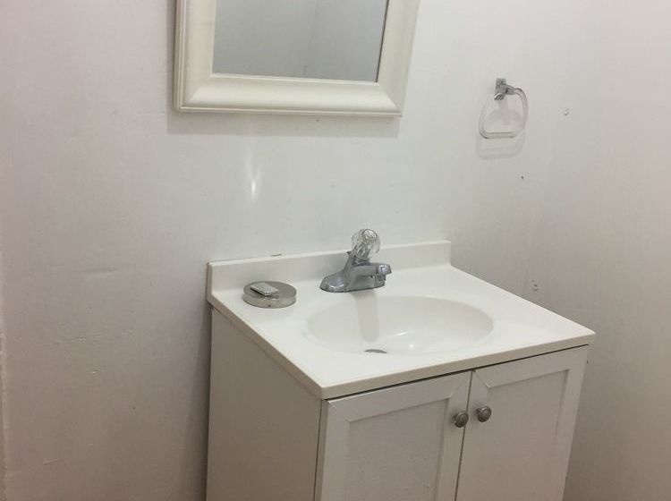 پانسیون Liam S Guest House On The Avenue