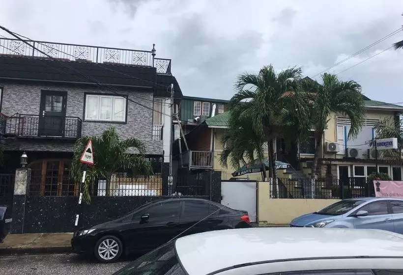 پانسیون Liam S Guest House On The Avenue