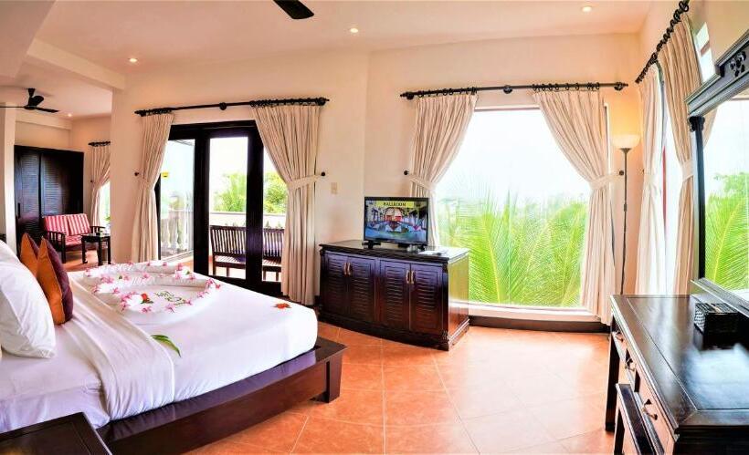 Sea Lion Beach Resort Mui Ne