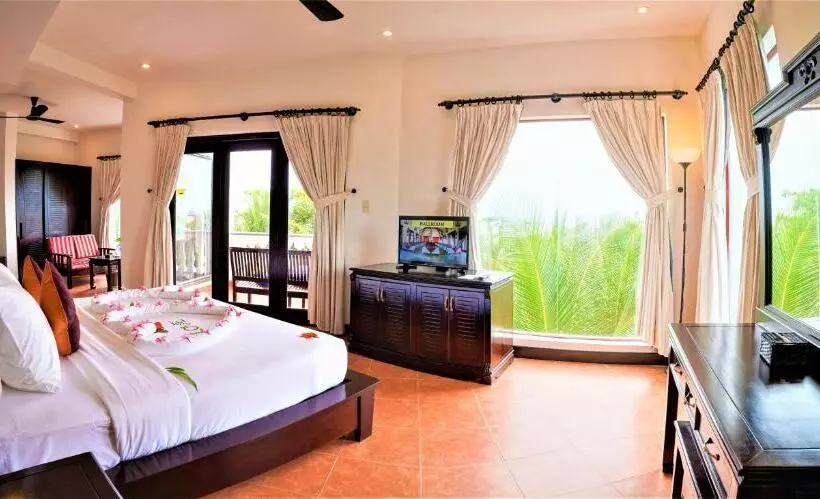 Sea Lion Beach Resort Mui Ne