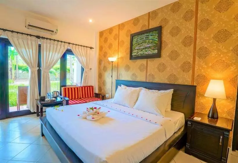 Sea Lion Beach Resort Mui Ne