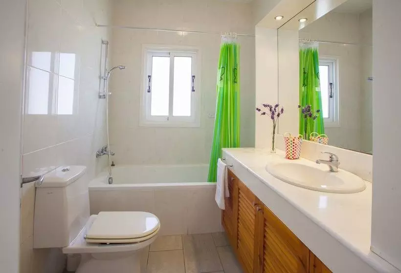 Sunset Beachfront Villa Meneou