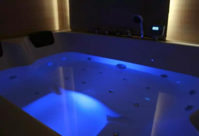 簡易ホテル Noriega