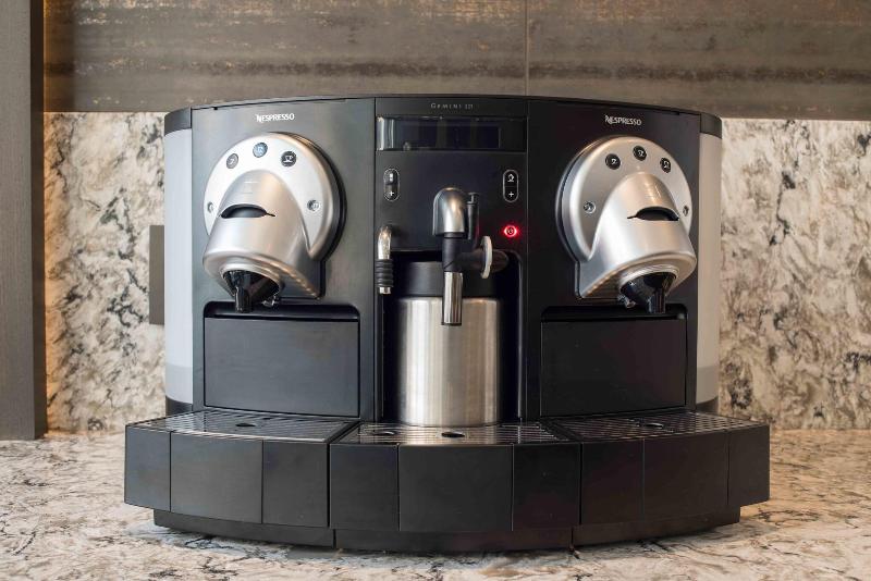 Ac Hotel By Marriott Boston Cleveland Circle