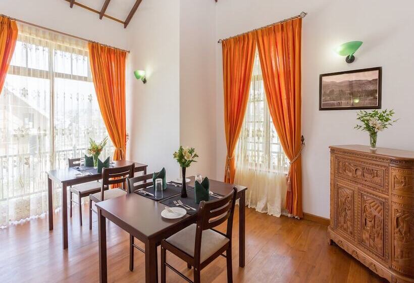 בית מלון כפרי Bungalow By Camellia