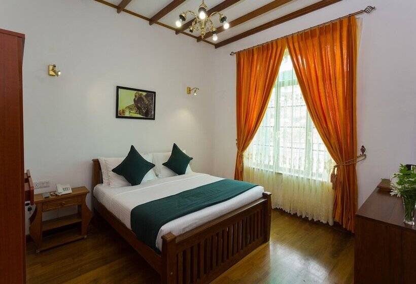 בית מלון כפרי Bungalow By Camellia