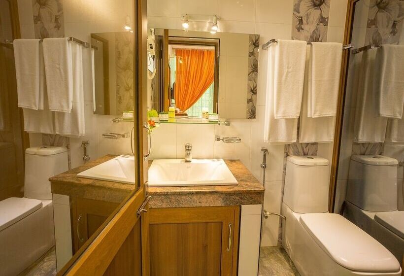 בית מלון כפרי Bungalow By Camellia