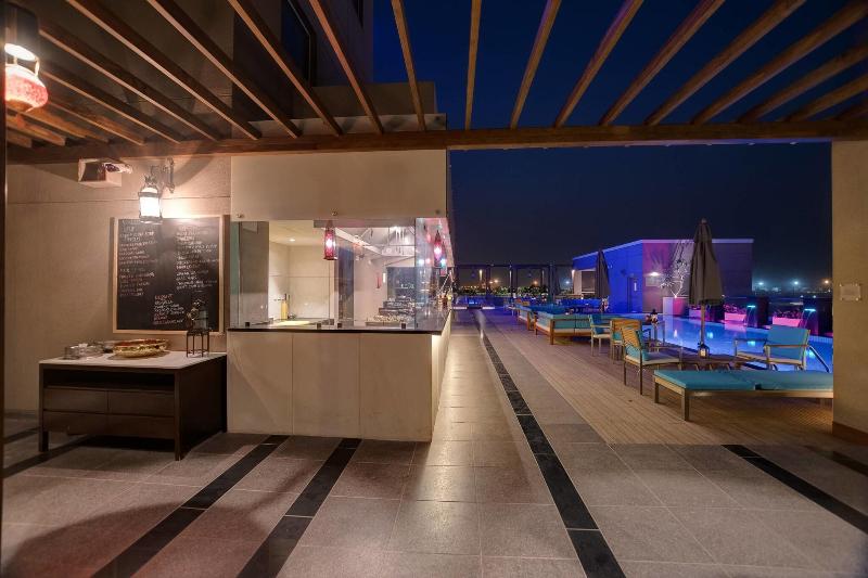 فندق Courtyard By Marriott Surat