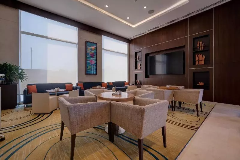 Hotelli Courtyard By Marriott Surat