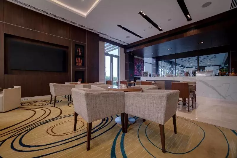 Hotelli Courtyard By Marriott Surat