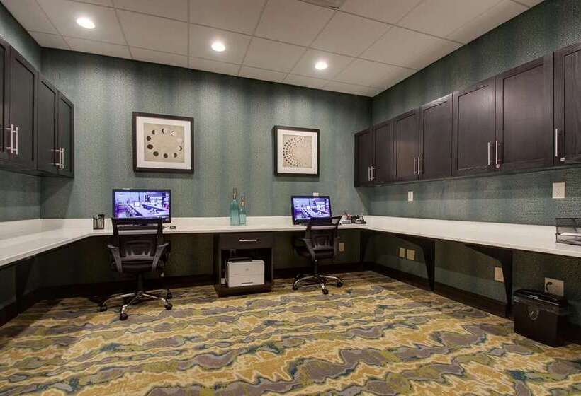 فندق Hampton Inn & Suites Knightdale Raleigh