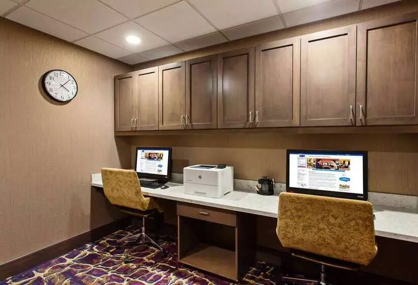 ホテル Hampton Inn & Suites Leavenworth