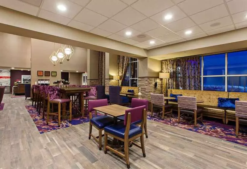 ホテル Hampton Inn & Suites Leavenworth