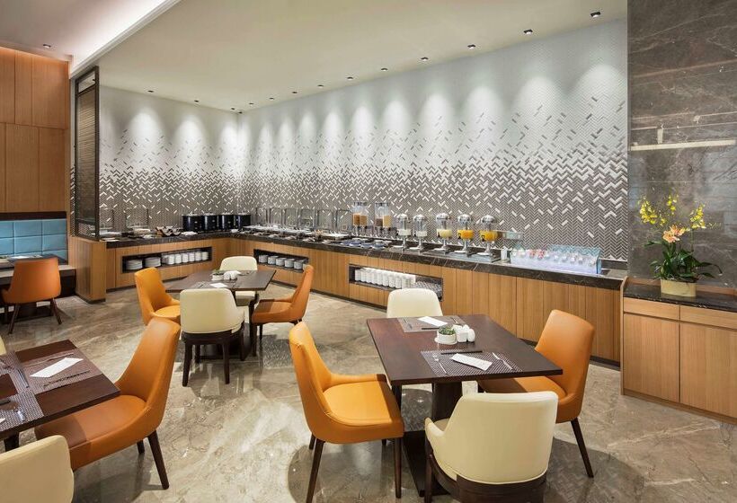 ホテル Hilton Garden Inn Shiyan