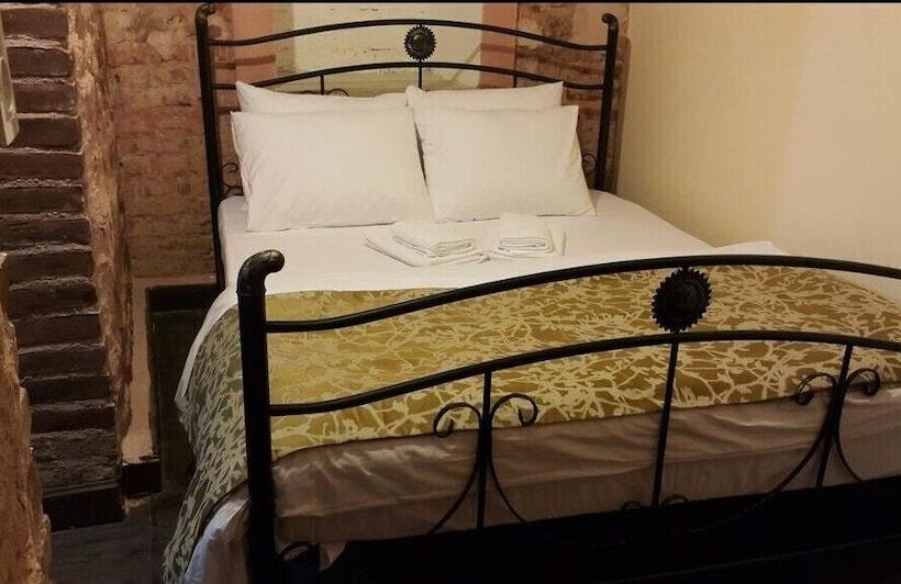 ホテル Kamondo Apartments