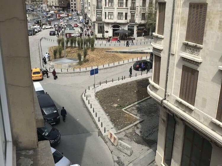 ホテル Kamondo Apartments