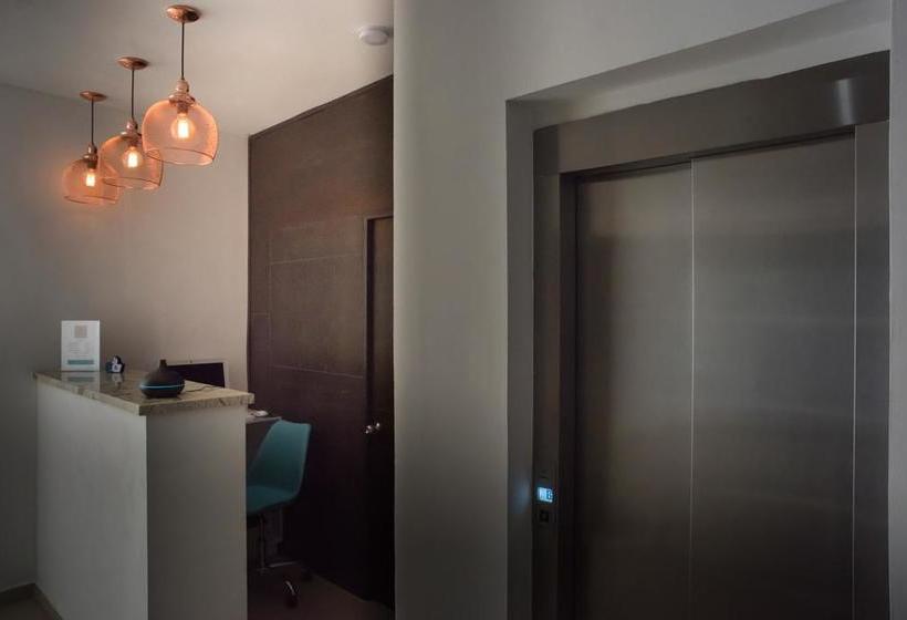 Fotos del hotel Portea  Playa Del Carmen 5th Ave Midtown:  4