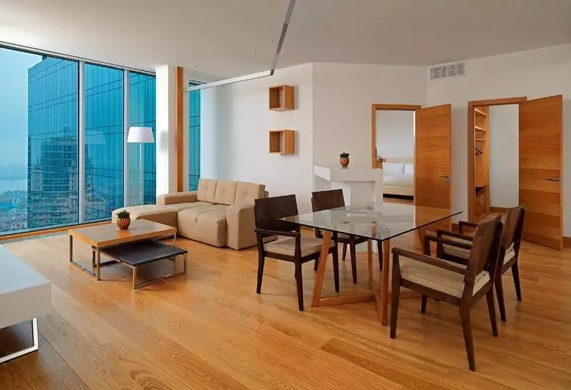 ホテル Voronezh Marriott