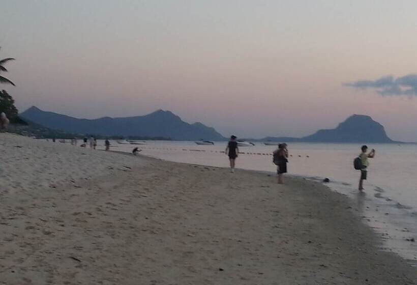 Krishangel Beach Apartment