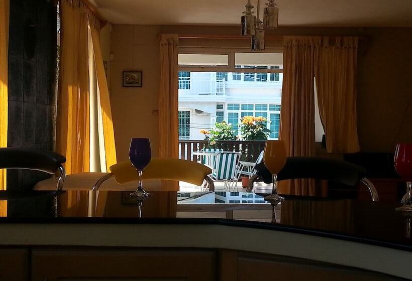 Krishangel Beach Apartment