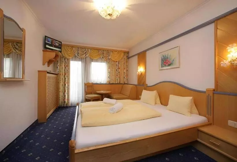 Altachhof Hotel Und Ferienanlage