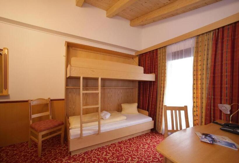 Altachhof Hotel Und Ferienanlage