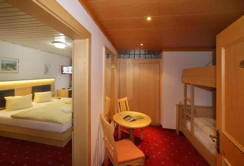 Altachhof Hotel Und Ferienanlage