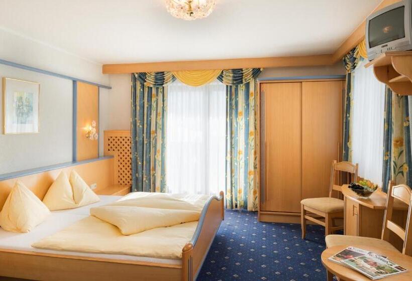 Altachhof Hotel Und Ferienanlage