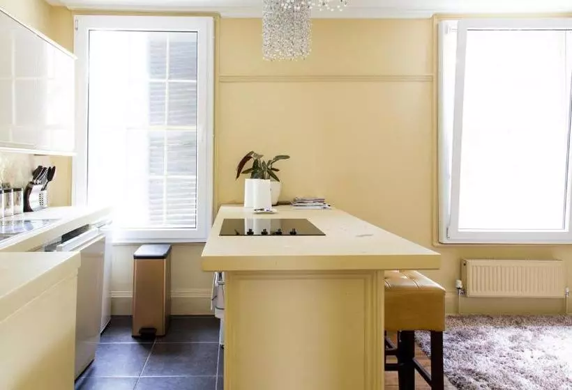 Cambridge City Apartments