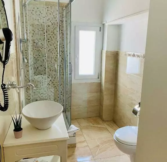 مسافرخانه Domus Valadier B&b Guesthouse