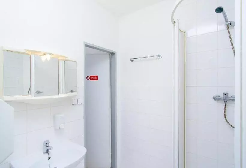 Hostel Bohemia