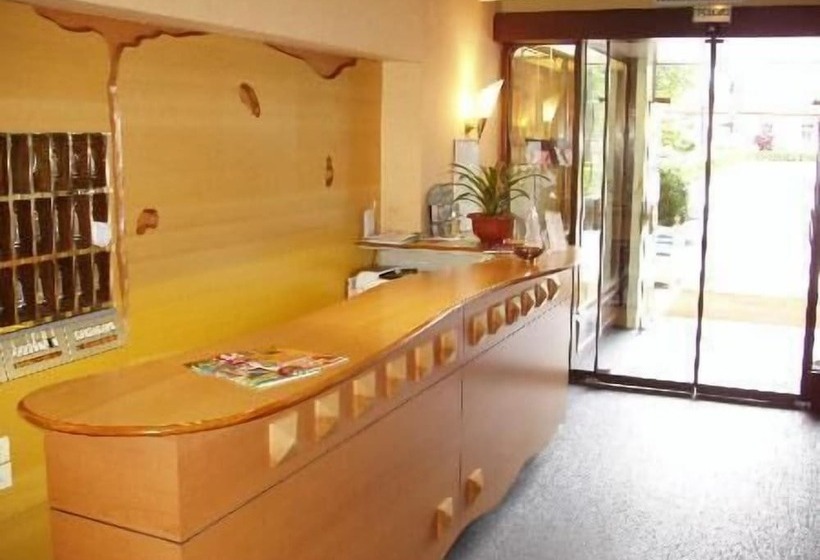 فندق Hôtel Restaurant Des Lys