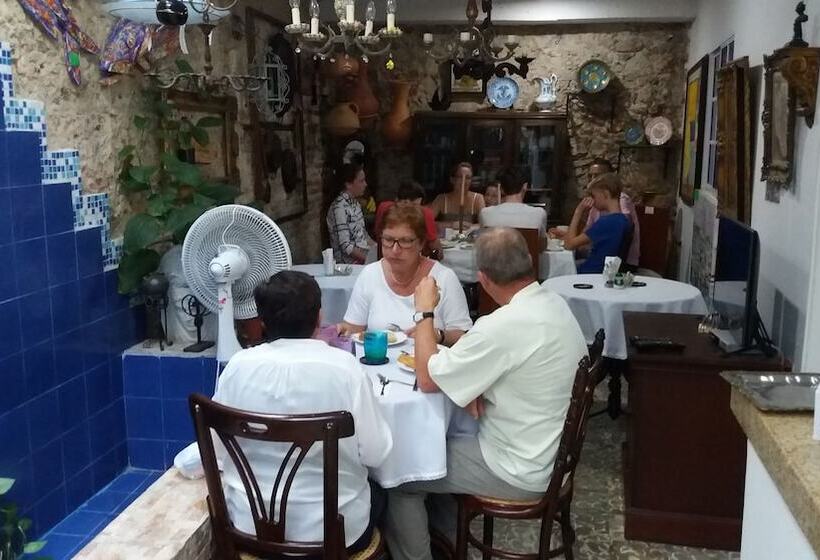 ホテル Fegali Art Boutique