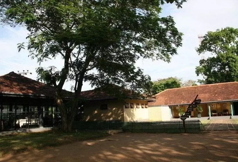 هتل Heritage Habarana Resort