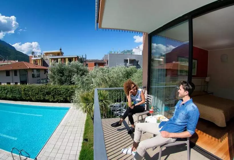 ホテル Holiday Sport & Relax