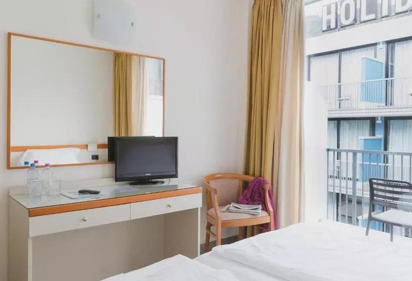 ホテル Holiday Sport & Relax