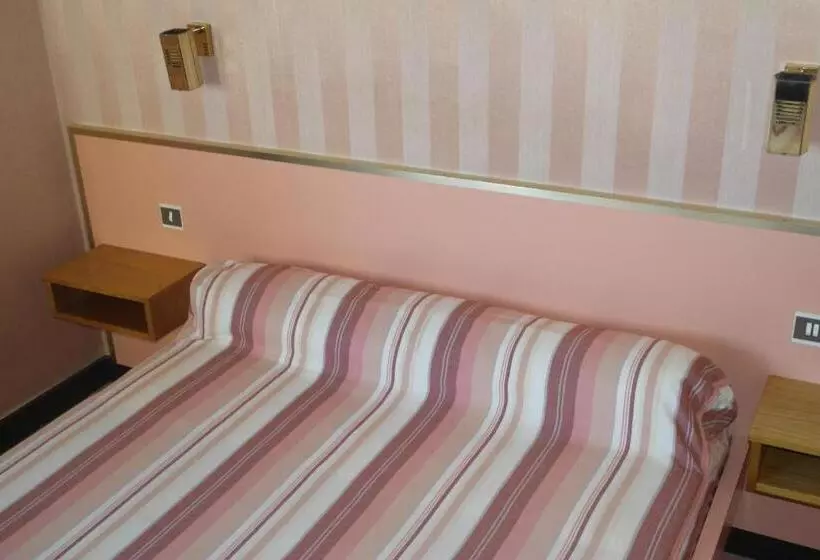 Hotelli Hôtel Restaurant Des Lys