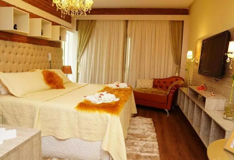 Hotelli Pedra Do Sino