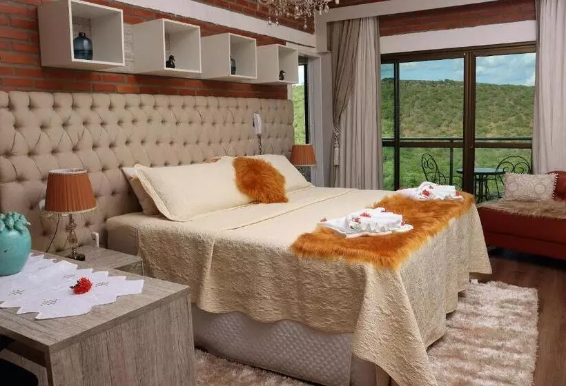 Hotelli Pedra Do Sino