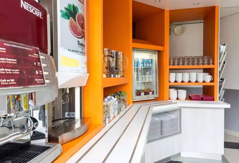 ホテル Premiere Classe Roissy  Aeroport Charles De Gaulle