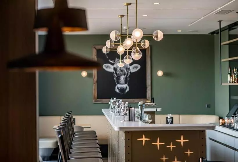 ホテル Restaurant La Siala