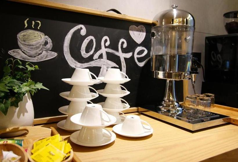 Otel Shanghai Sweetome Boutique Apartment