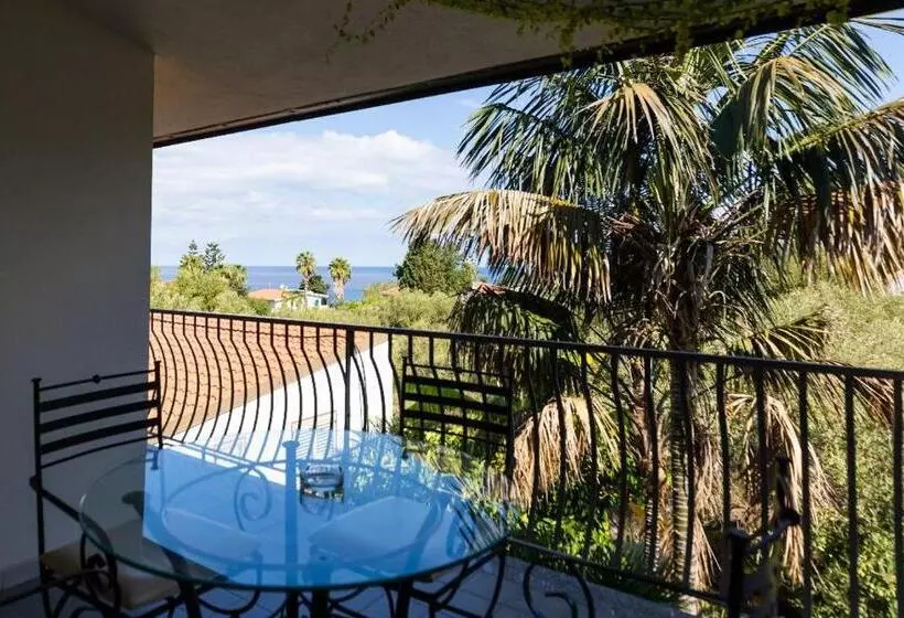 Tonicello Hotel Resort & Spa