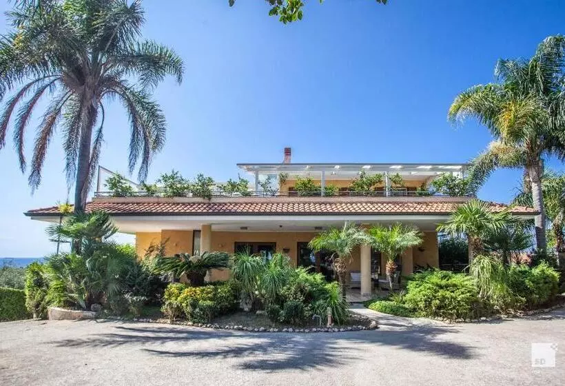 Tonicello Hotel Resort & Spa